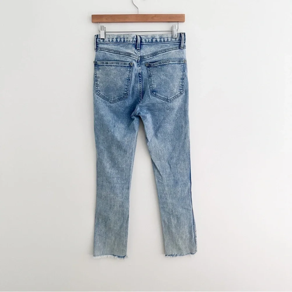 Gap Vintage Slim High Rise Light Wash Jeans Size 25 (0R)
